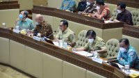 Rapat Kerja dengan Komisi II DPR RI, (3)