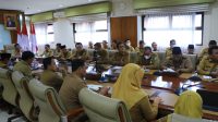 Arief Minta Camat Lurah Lebih Proaktif dalam Pengentasan Persoalan Sosial