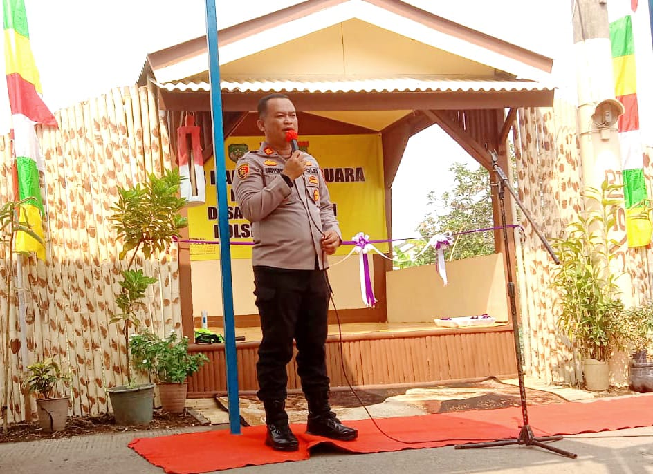 Bersama Camat, Kapolsek Sepatan Resmikan Program Pos Siskamling Bersuara