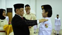 Penjabat Bupati TuBaBa Kukuhkan Pasukan Pengibar Bendera Pusaka Tahun 2023
