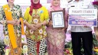online HARI INI Perubahan Kebijakan Umum APBD TA 2023, Pj Gubernur Banten Al Muktabar: Untuk Merespon Dinamika Yang Timbul ANGKET24.ID, SERANG - Penjabat (Pj) Gubernur Banten Al Muktabar mengatakan dalam Penyusunan Perubahan KUA dan PPAS Tahun Anggaran 2023 berpedoman pada Perubahan Rencana Kerja Pemerintah Daerah (RKPD) Tahun 2023, serta mensinkronisasikan Rencana Kerja Pemerintah Tahun 2023 dan mensinergikan dengan kebijakan Pemerintah Kabupaten/Kota di Provinsi Banten. Hal tersebut disampaikan Al Muktabar dalam sambutannya pada Rapat Paripurna... angket24.id https://angket24.id/perubahan-kebijakan-umum-apbd-ta-2023-pj-gubernur-banten-al-muktabar-untuk-merespon-dinamika-yang-timbul/ 10.46 Perubahan Kebijakan Umum APBD TA 2023, Pj Gubernur Banten Al Muktabar: Untuk Merespon Dinamika Yang Timbul JURNALISPOS.ID, SERANG - Penjabat (Pj) Gubernur Banten Al Muktabar mengatakan dalam Penyusunan Perubahan KUA dan PPAS Tahun Anggaran 2023 berpedoman pada Perubahan Rencana Kerja Pemerintah Daerah (RKPD) Tahun 2023, serta mensinkronisasikan Rencana Kerja Pemerintah Tahun 2023 dan mensinergikan dengan kebijakan Pemerintah Kabupaten/Kota di Provinsi Banten. Hal tersebut disampaikan Al Muktabar dalam sambutannya pada Rapat Paripurna... jurnalispos.id https://jurnalispos.id/perubahan-kebijakan-umum-apbd-ta-2023-pj-gubernur-banten-al-muktabar-untuk-merespon-dinamika-yang-timbul/ 10.46 Perubahan Kebijakan Umum APBD TA 2023, Pj Gubernur Banten Al Muktabar: Untuk Merespon Dinamika Yang Timbul SULUHNEWS.ID, SERANG - Penjabat (Pj) Gubernur Banten Al Muktabar mengatakan dalam Penyusunan Perubahan KUA dan PPAS Tahun Anggaran 2023 berpedoman pada Perubahan Rencana Kerja Pemerintah Daerah (RKPD) Tahun 2023, serta mensinkronisasikan Rencana Kerja Pemerintah Tahun 2023 dan mensinergikan dengan kebijakan Pemerintah Kabupaten/Kota di Provinsi Banten. Hal tersebut disampaikan Al Muktabar dalam sambutannya pada Rapat Paripurna... suluhnews.id https://suluhnews.id/perubahan-kebijakan-umum-apbd-ta-2023-pj-gubernur-banten-al-muktabar-untuk-merespon-dinamika-yang-timbul/ 10.47 Diteruskan Wujudkan Cisoka Unggul, Kecamatan Cisoka Borong Penghargaan Tingkat Kabupaten Tangerang