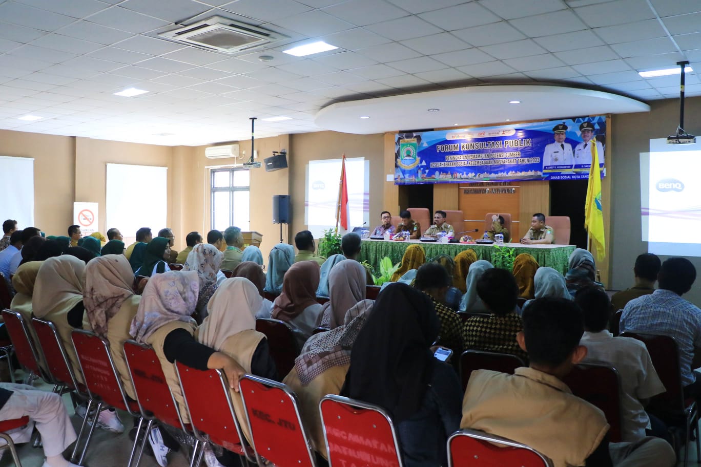 Pemkot Tangerang Salurkan Bansos ke 119 Ribu Warga.