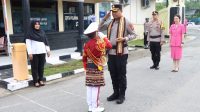 Gelar Tradisi Welcome dan Farewell Parade, Ini Pesan Dari Kapolres Tulang Bawang Lama dan Baru.