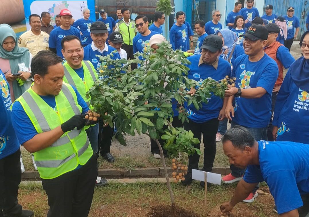 Perumda Tirta Benteng Kota Tangerang Gelar Tanam Pohon.