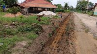 Nur Fauzan Rela Merogoh Kocek Pribadi Demi Kemajuan Kampung Jaya Makmur.