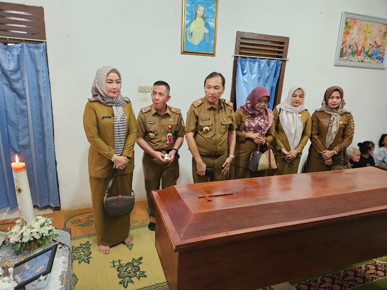 Nakes Wafat Saat Bertugas, Sudah Diberi Santunan Oleh Bupati Melalui Kadiskes.
