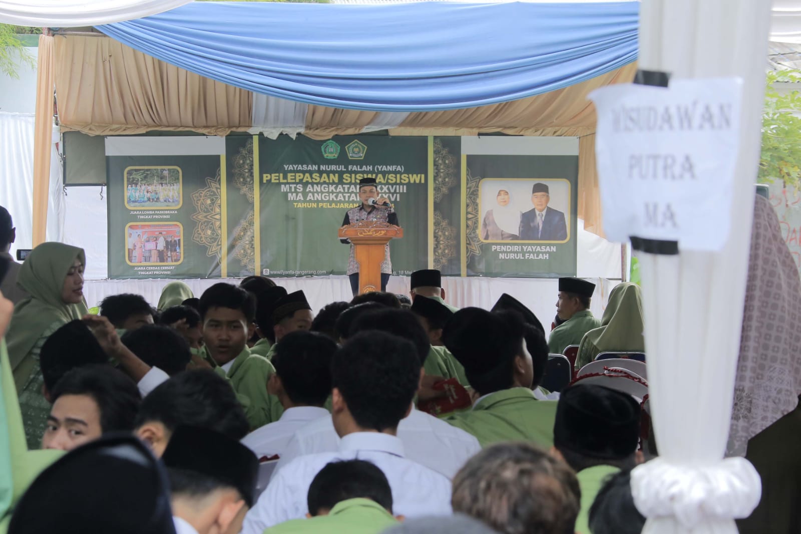 Pj Wali Kota Menghadiri Pelepasan Siswa MTs YANFA. Pj Wali Kota Menghadiri Pelepasan Siswa MTs YANFA.