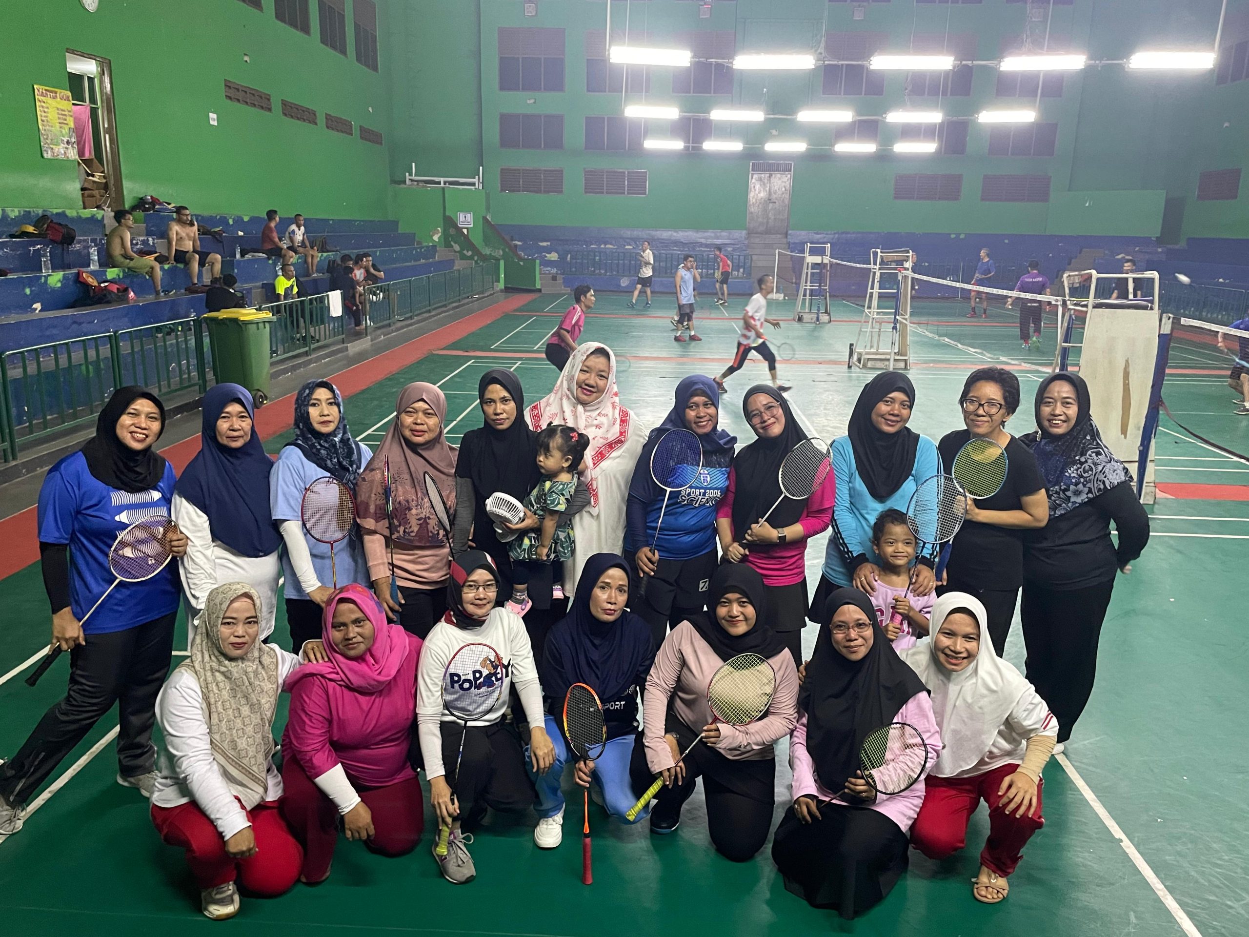 KFBC Rayakan HUT RI ke-79 dengan Perlombaan Badminton untuk Orang Tua Atlet. KFBC Rayakan HUT RI ke-79 dengan Perlombaan Badminton untuk Orang Tua Atlet.