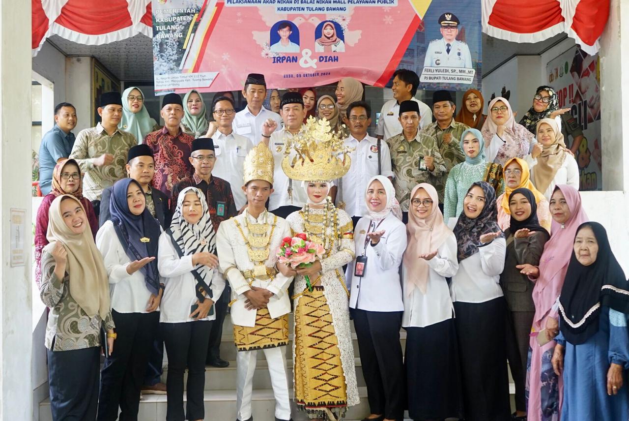 Gratis, Sepasang Pengantin Mengucapkan Akad Nikah di Mall Pelayanan Publik Tulang Bawang