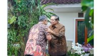 Jelang Pelantikan Presiden, Muzani Sambangi SBY di Cikeas: Undangan Penting untuk Tokoh Bangsa.