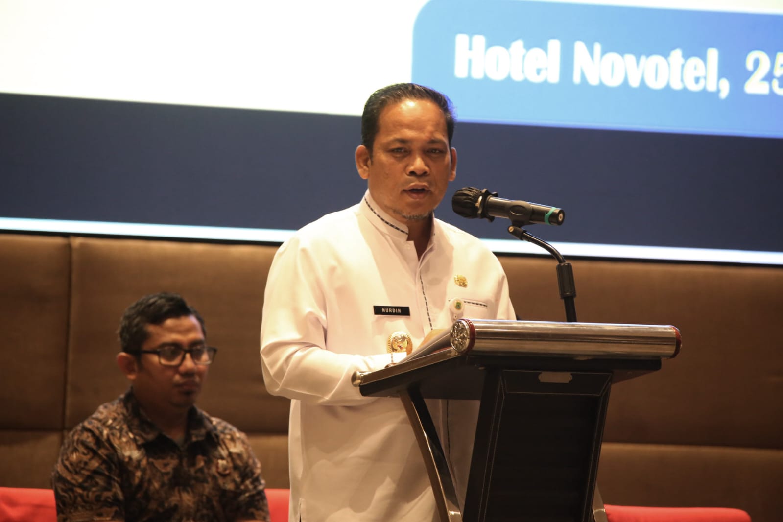Pj Wali Kota Tangerang Menghadiri Acara Forum Group Discussion yang Digelar PERUMDA TB.