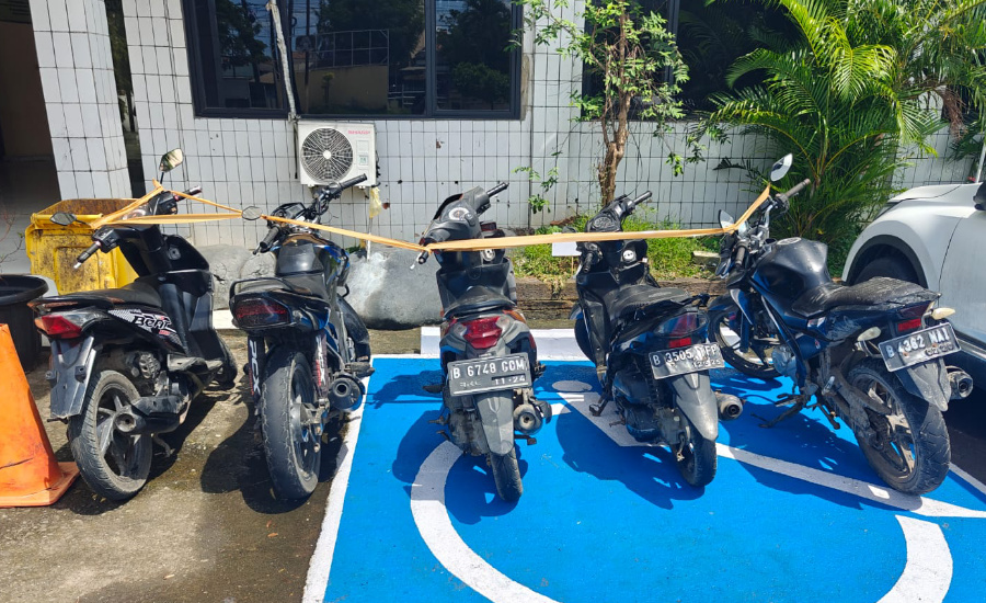WhatsApp ImagBerkat Sinyal GPS di Motor Curian, Tersangka Curanmor di Tangerang Ditangkap Polisie 2025-02-25 at 14.30.43_e3bf7b7b