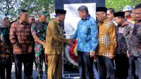 Wakil Wali Kota Tangerang Sambut Rombongan Ziarah Adik Kandung Presiden RI di TMP Taruna.