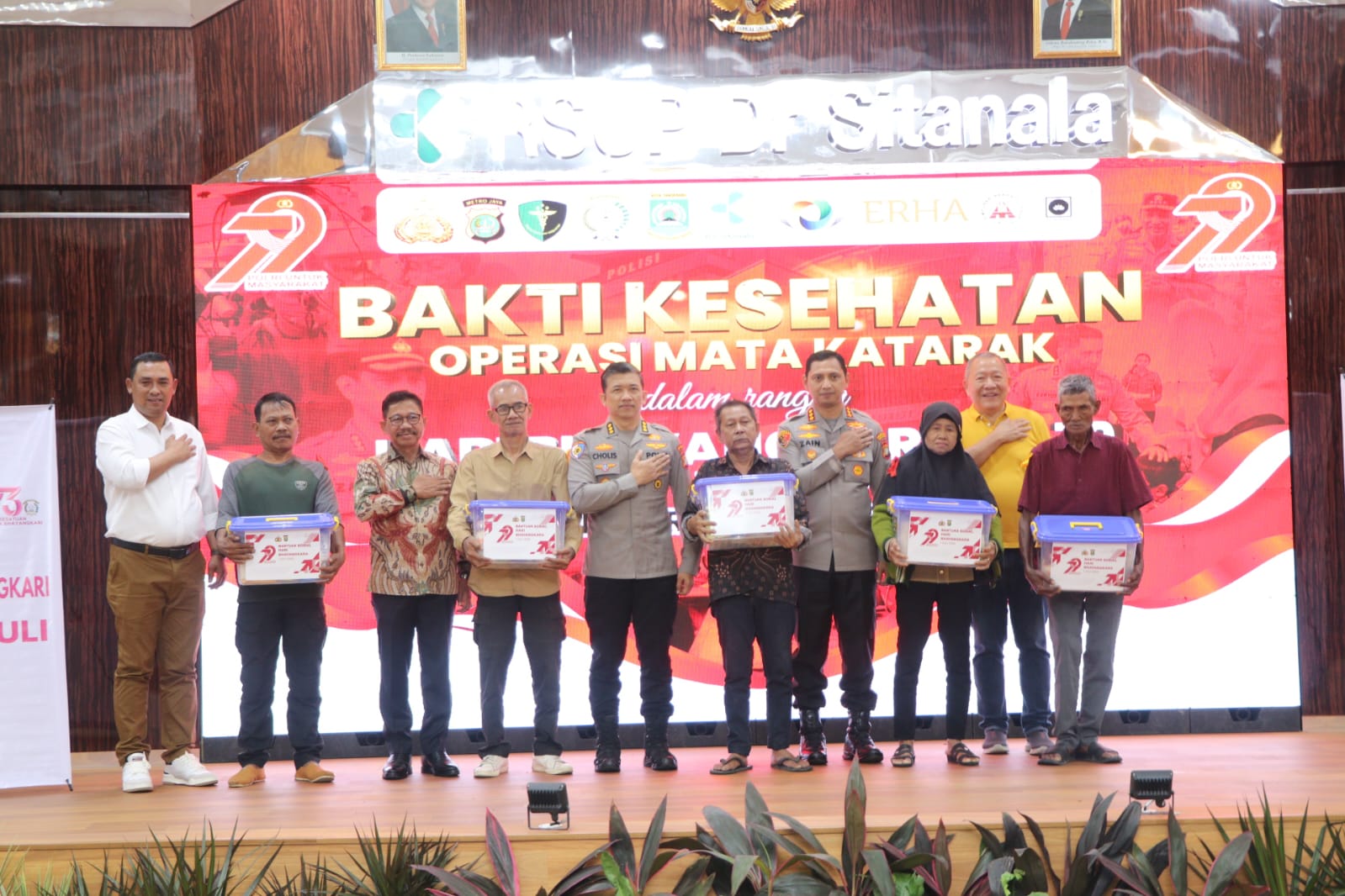 150 Masyarakat Tangerang Ikuti Operasi Mata Katarak Gratis di RSUP Dr. Sitanala Dalam Peringati Hari Bhayangkara ke-79 tahun 2025.