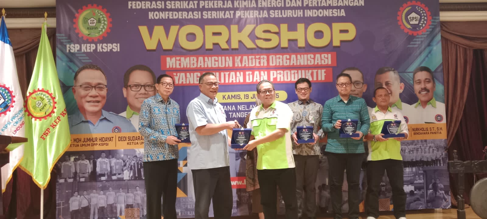 Ketum KSPSI Hadiri Workshop FSP KEP KSPSI, Jumhur Hidayat : "Union Busting" Harus Kita Cegah.