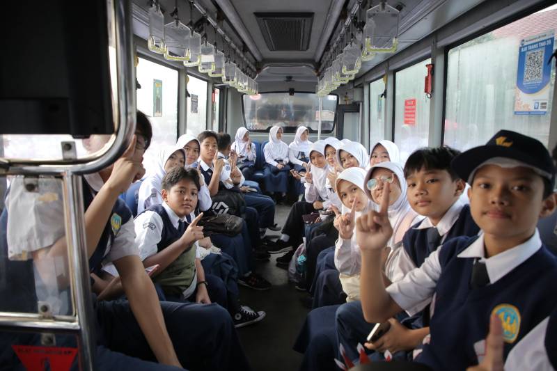 Dishub Kota Tangerang Siapkan 40 Unit Bus Tayo dan Angkat Si Benteng Untuk Pelajar Gratis.