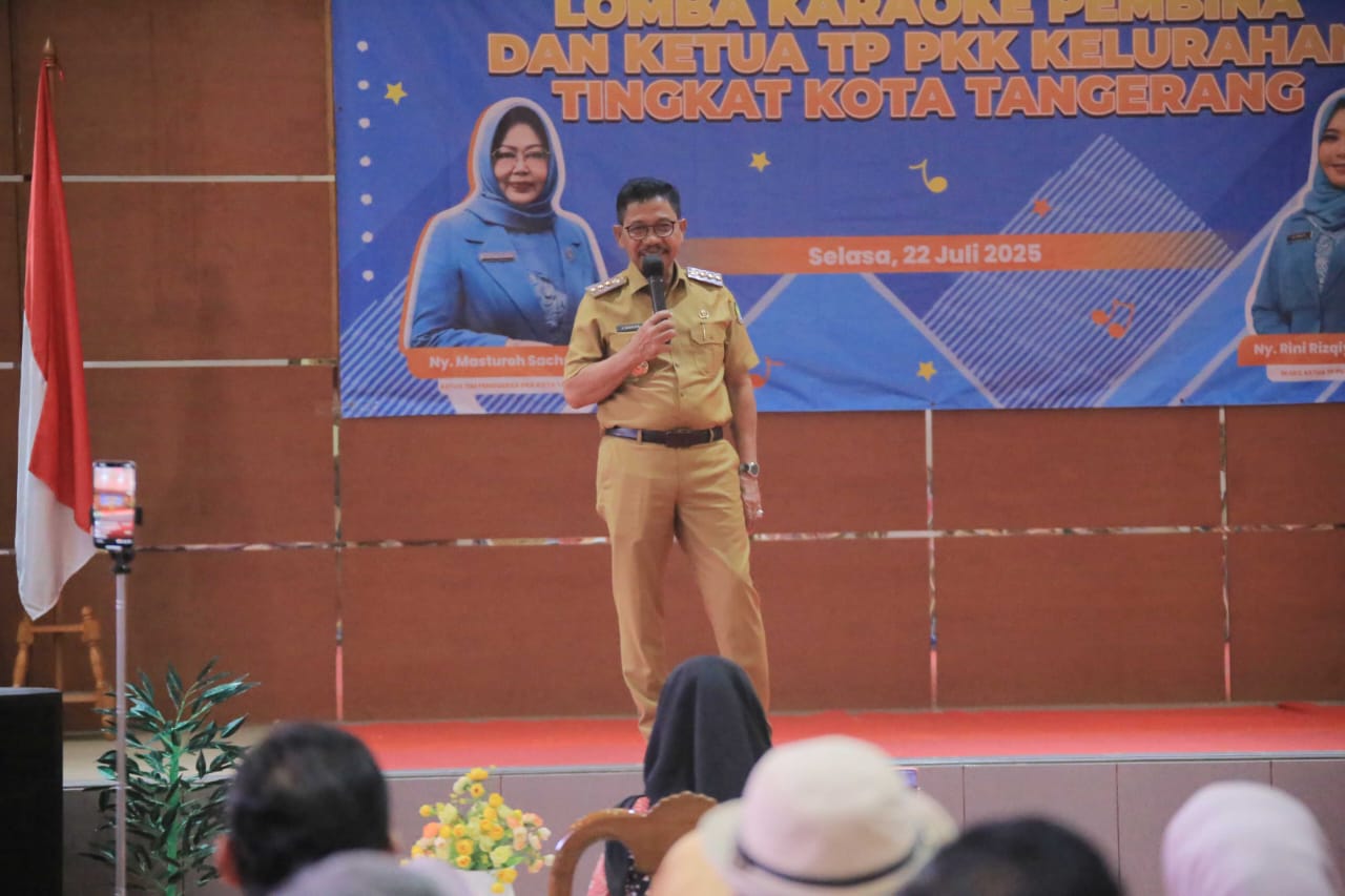 Wali Kota Tangerang Buka Acara Lomba Karaoke TP PKK.