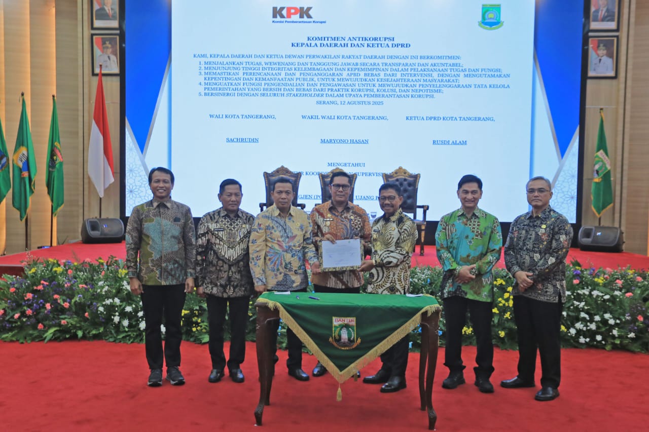 Komitmen Berantas Korupsi, Wali Kota Tangerang Tekan Komitmen dengan KPK.