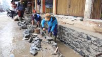 DPUPR Kota Tangerang Pastikan Normalisasi Saluran Drainase Pasar Anyar Segera Tuntas.