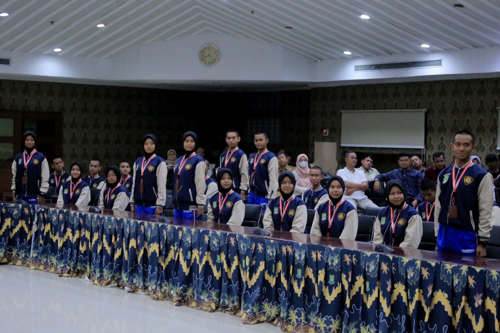 Wakil Wali Kota Tangerang Melepas Paskibraka Ikuti Wawasan Kebangsaan ke Yogya.