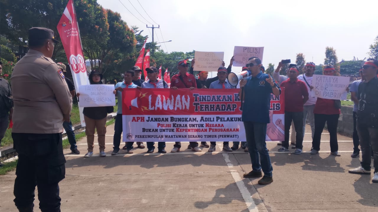 Wartawan Serang Timur Gelar Aksi Solidaritas, Desak Polres Serang Usut Tuntas Kasus Pemukulan Jurnalis di Jawilan.