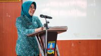 Buka Pembinaan B2SA, Ketua TP PKK Provinsi Banten Tinawati Andra Soni Minta Kader PKK Jadi Agen Perubahan.
