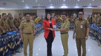 Wali Kota Tangerang Buka Seminar Personal Branding.