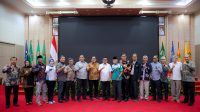 Gubernur Banten Andra Soni Gelar Diskusi Bersama LKS Tripartit.