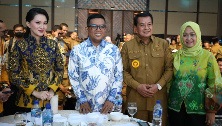 Bupati Tangerang Terima Penghargaan Kabupaten Inspiratif Swasembada Pangan Mitra Adhyaksa 2025.