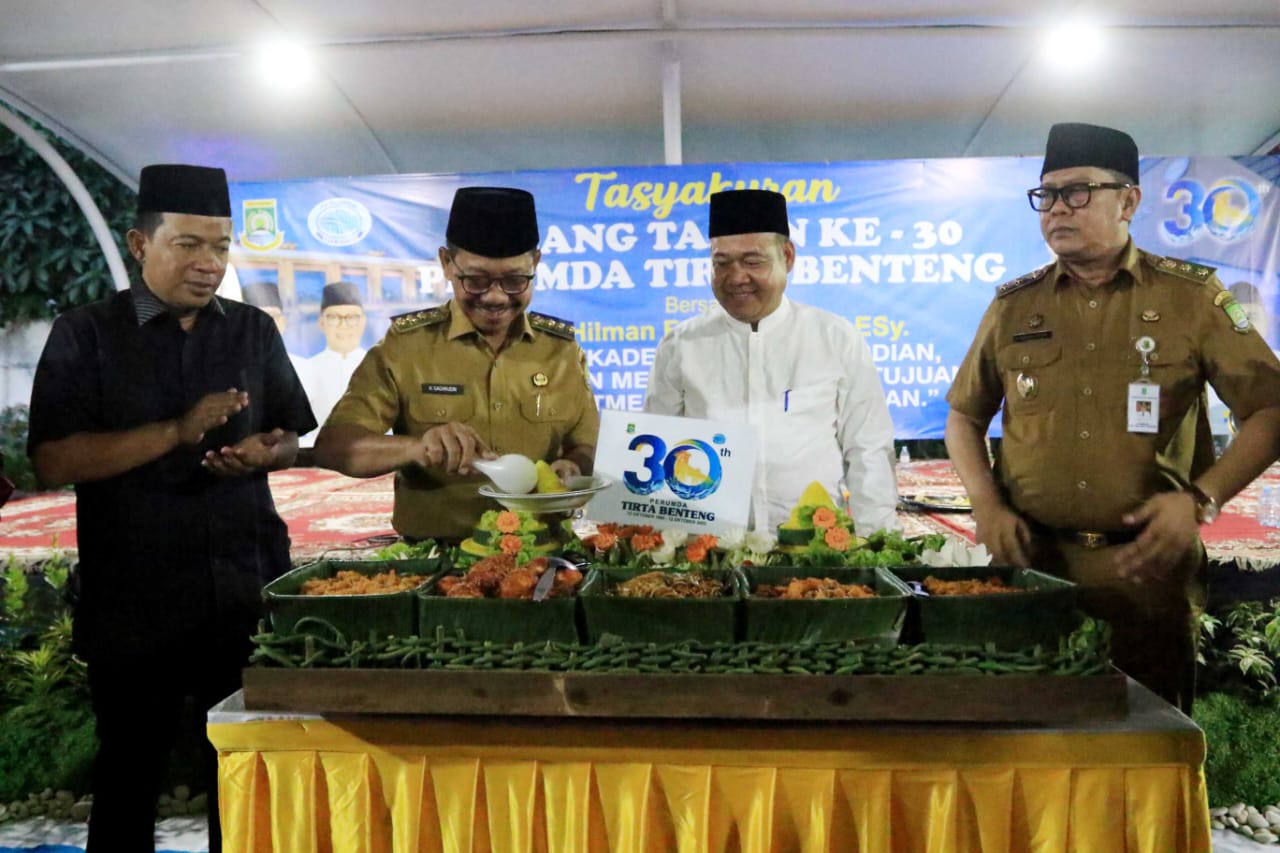 Wali Kota dan Wakil Wali Kota Tangerang Menghadiri HUT Perumda Tirta Benteng ke-30.