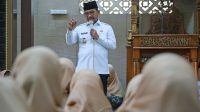 Wali Kota Tangerang Mengajak Ibu-Ibu Majelis Taklim Jadi Pelopor Perubahan di Lingkungan.