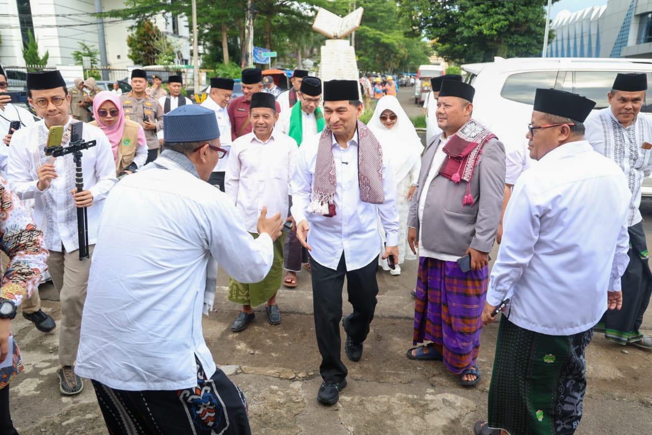 Peringati Hari Santri, Wagub Dimyati: Santri Garda Terdepan Kemerdekaan Republik Indonesia