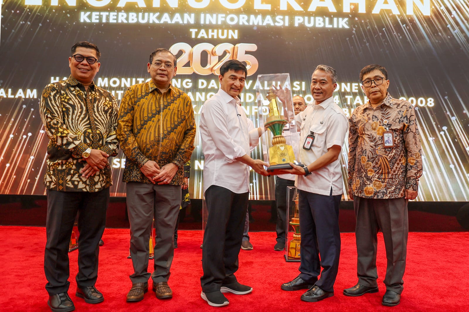 Pemkot Tangerang Terima Penganugerahan Dari Komisi Informasi Publik (KIP) Provinsi Banten
