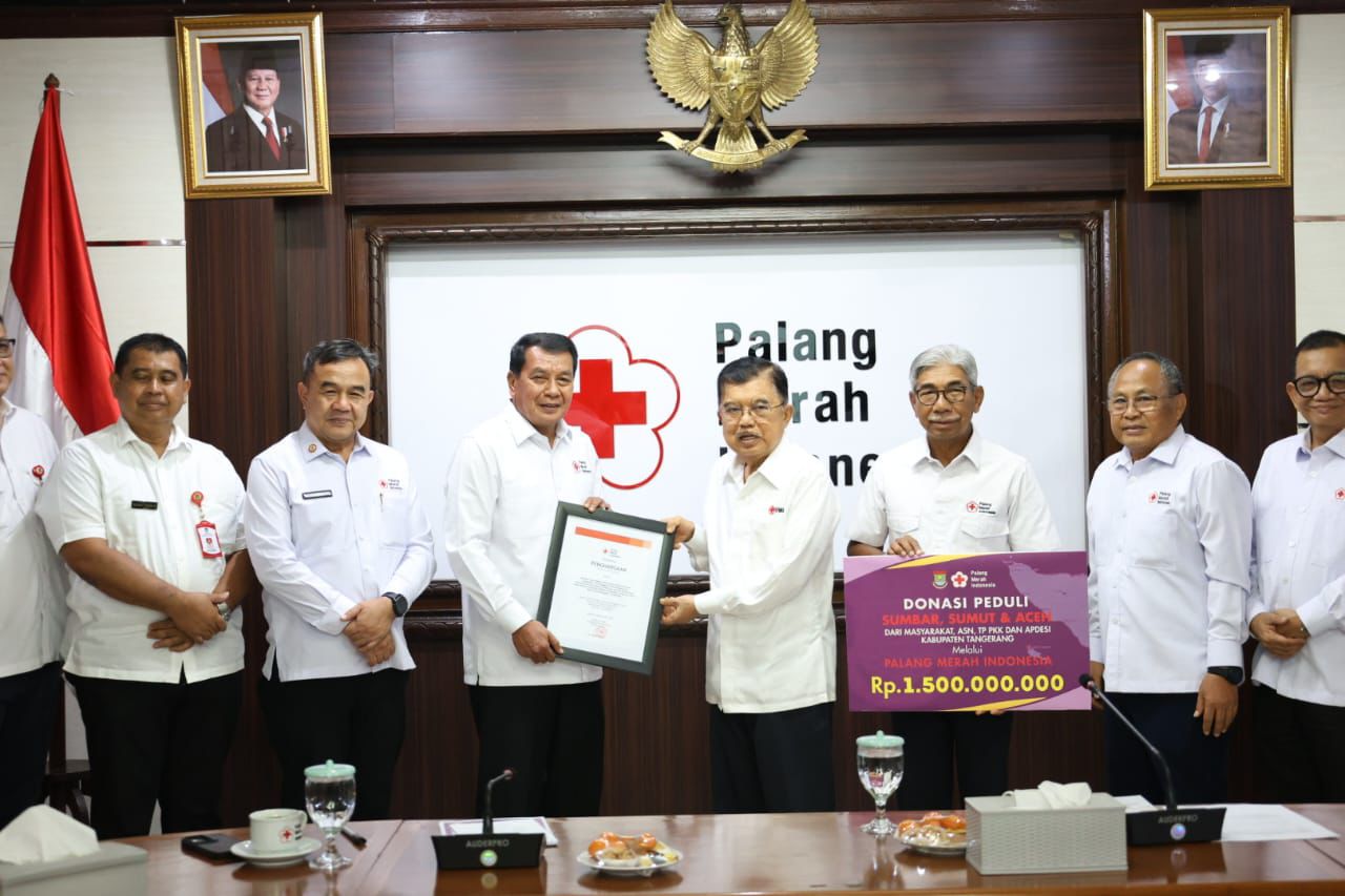 Pemkab Tangerang Serahkan Donasi Kemanusiaan Rp1,5 Miliar untuk Korban Bencana di Sumatera