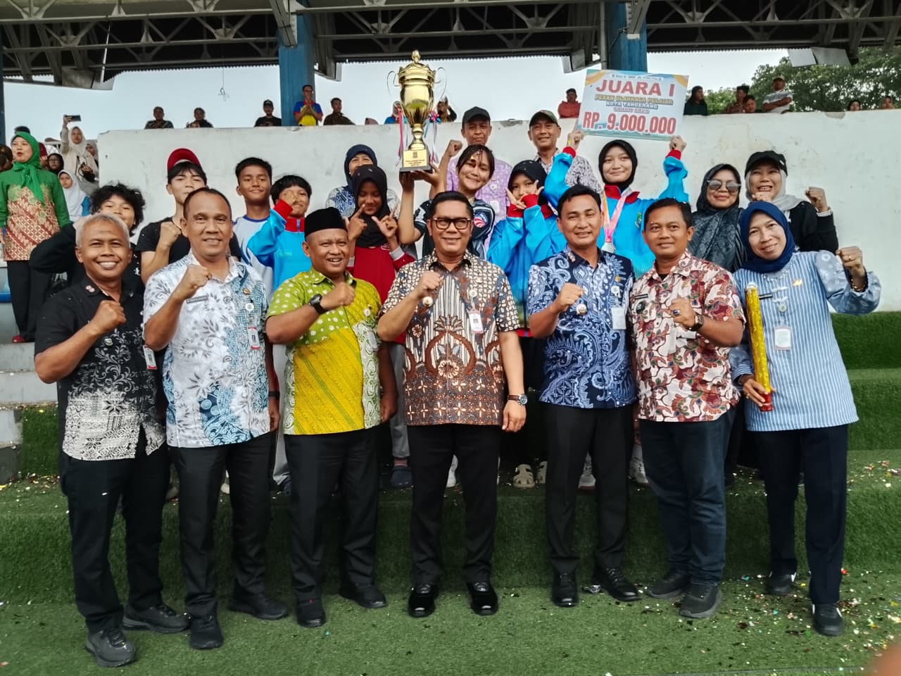 Kecamatan Tangerang Borong Gelar Juara Umum POPKOT 2025