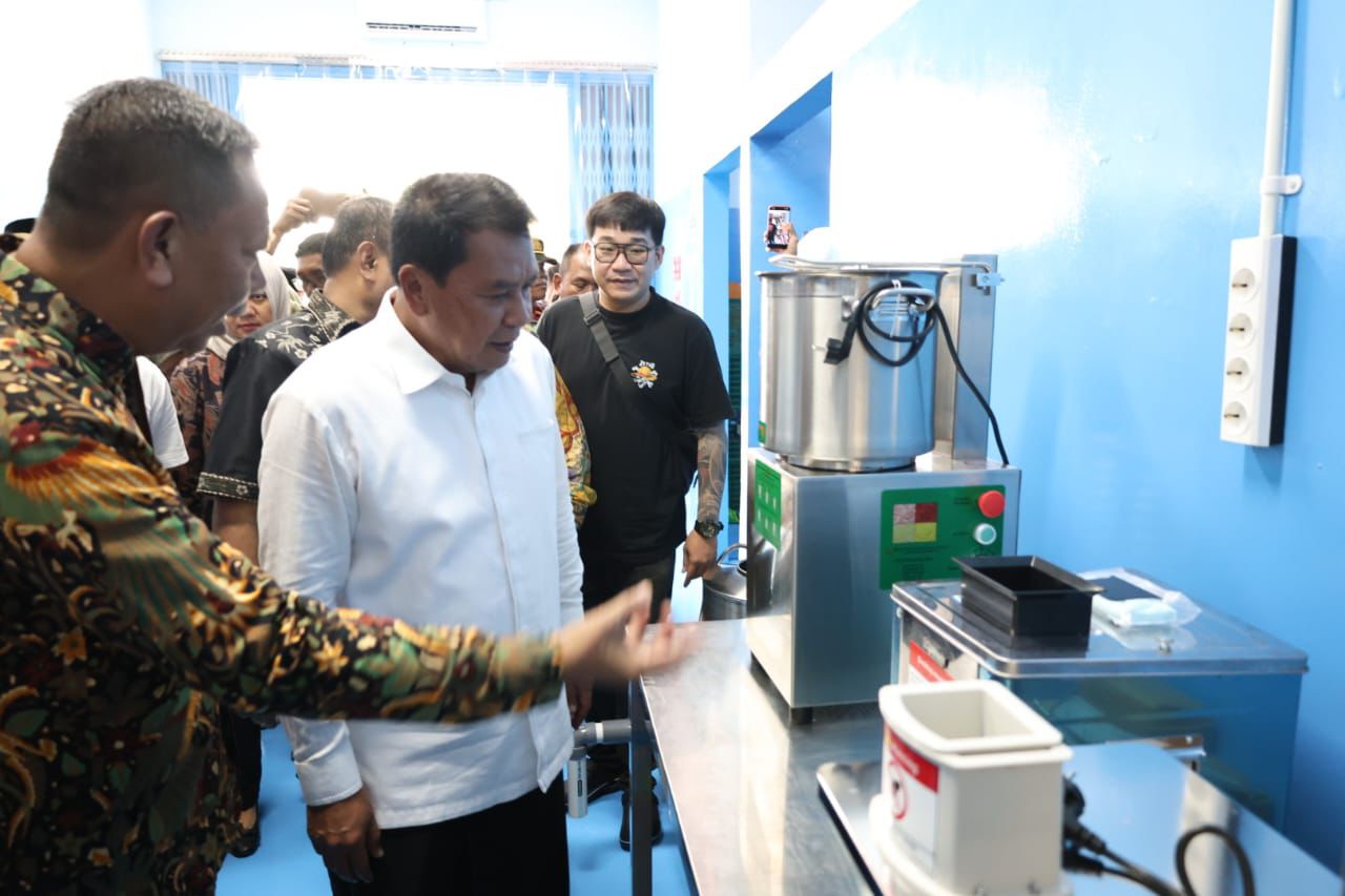 Bupati Tangerang Resmikan SPPG Tipar Raya, Dukung Program Makan Bergizi Gratis