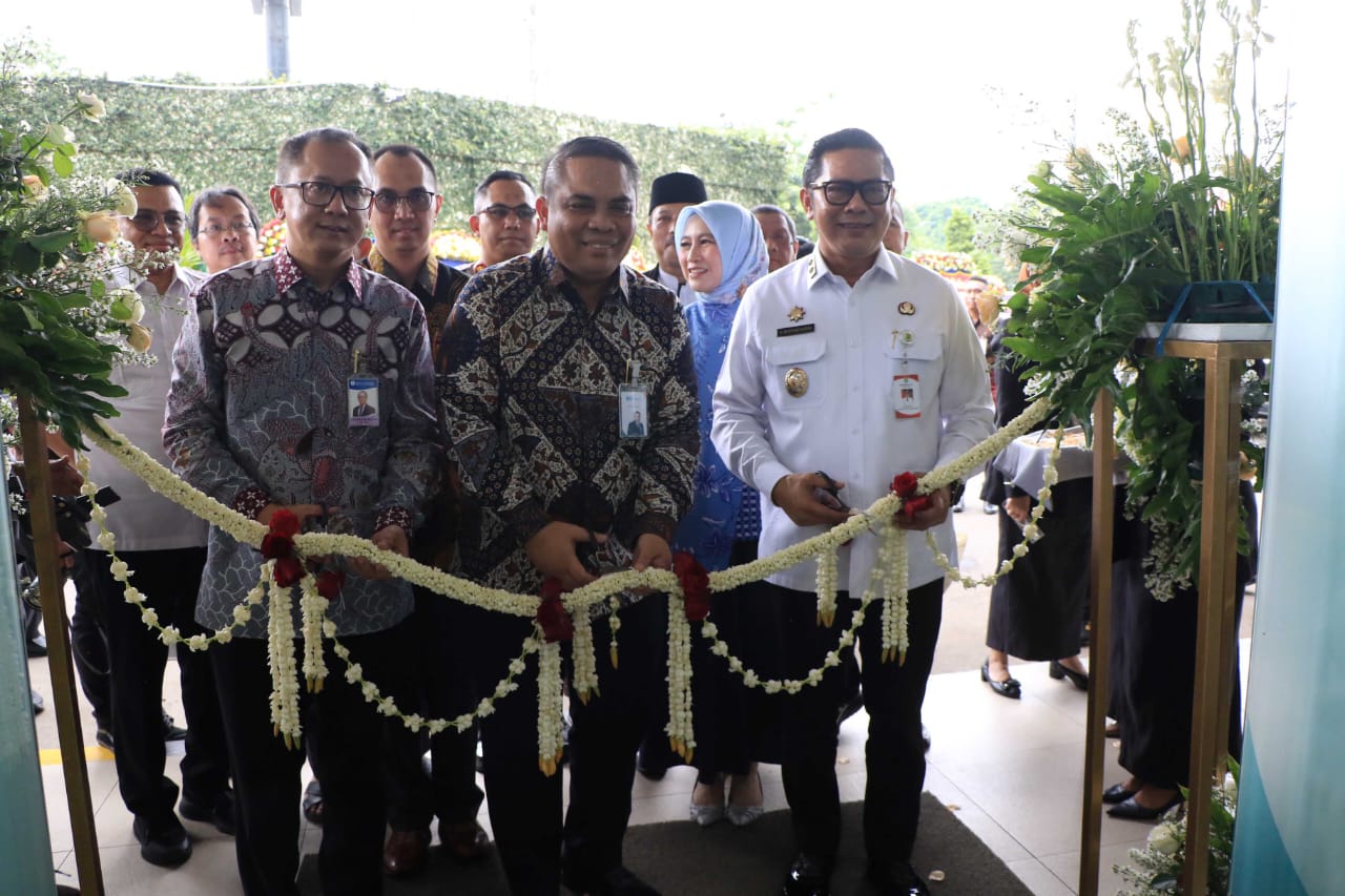 Wakil Walikota Tangerang Resmikan Gedung Baru BSI Area Banten KCP Tangerang