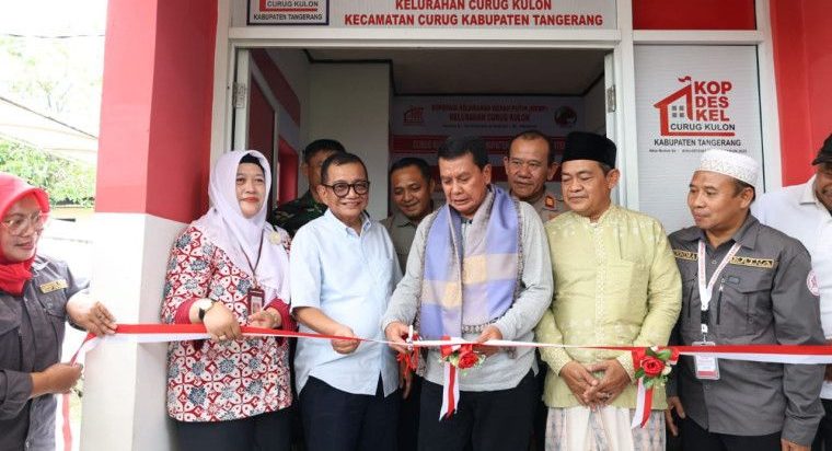Bupati Tangerang Resmikan Koperasi Kelurahan Merah Putih Curug Kulon