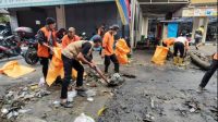 Cegah Penyakit dan Banjir Susulan, DLH Kota Tangerang Intensifkan Pembersihan Pascabanjir.