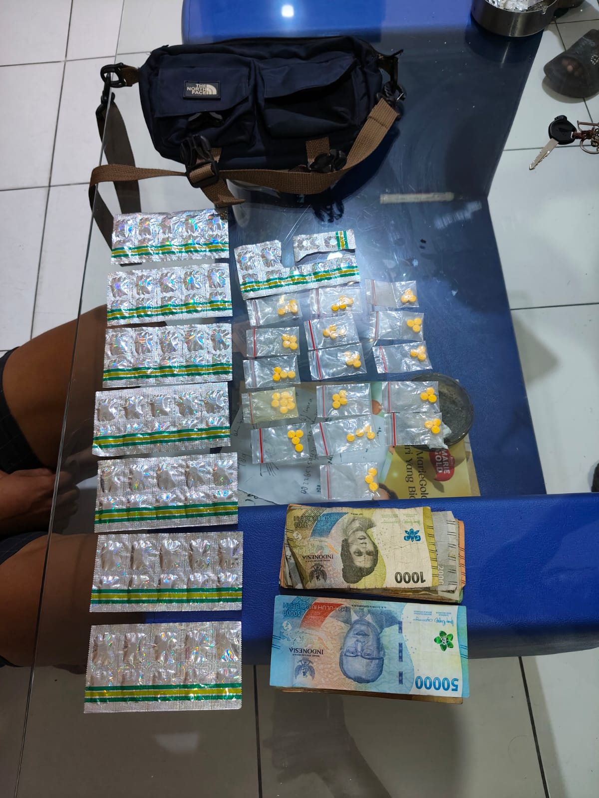 Edarkan Tramadol dan Hexymer Tanpa Izin, Warga Sepatan Ditangkap Polisi