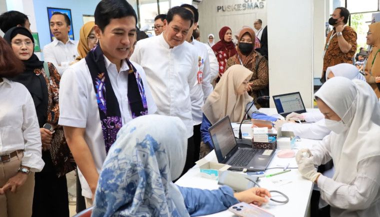 Wamenkes Apresiasi Strategi Kabupaten Tangerang dalam Pelayanan Kesehatan Gratis