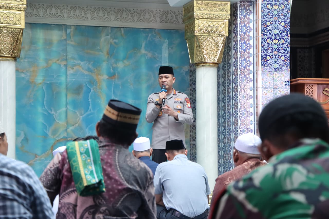 Sholat Jumat Keliling di Masjid Sari Asih, Kapolres Serap Aspirasi Warga
