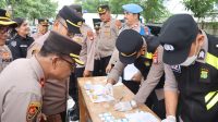 Kapolres Metro Tangerang Kota Pimpin Langsung Tes Urine Seluruh Personel.