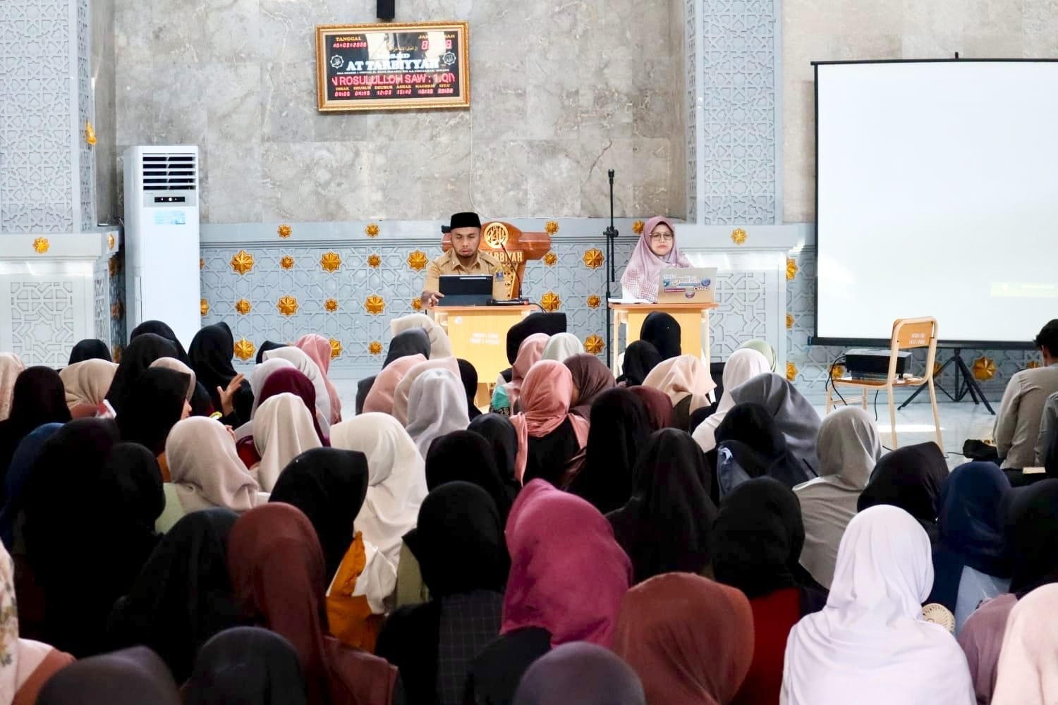 Road Show Literasi Digital, Diskominfo Kabupaten Serang Dorong SMA/SMK Miliki Agen Digital
