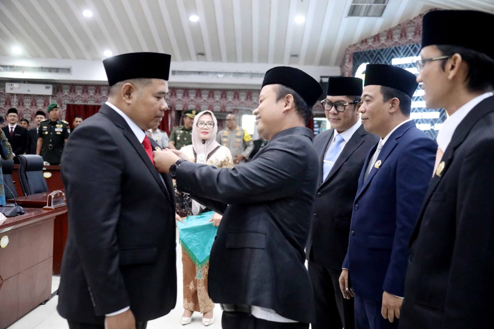 Wakil Walikota Tangerang Menghadiri Pelantikan Anggota DPRD PAW.