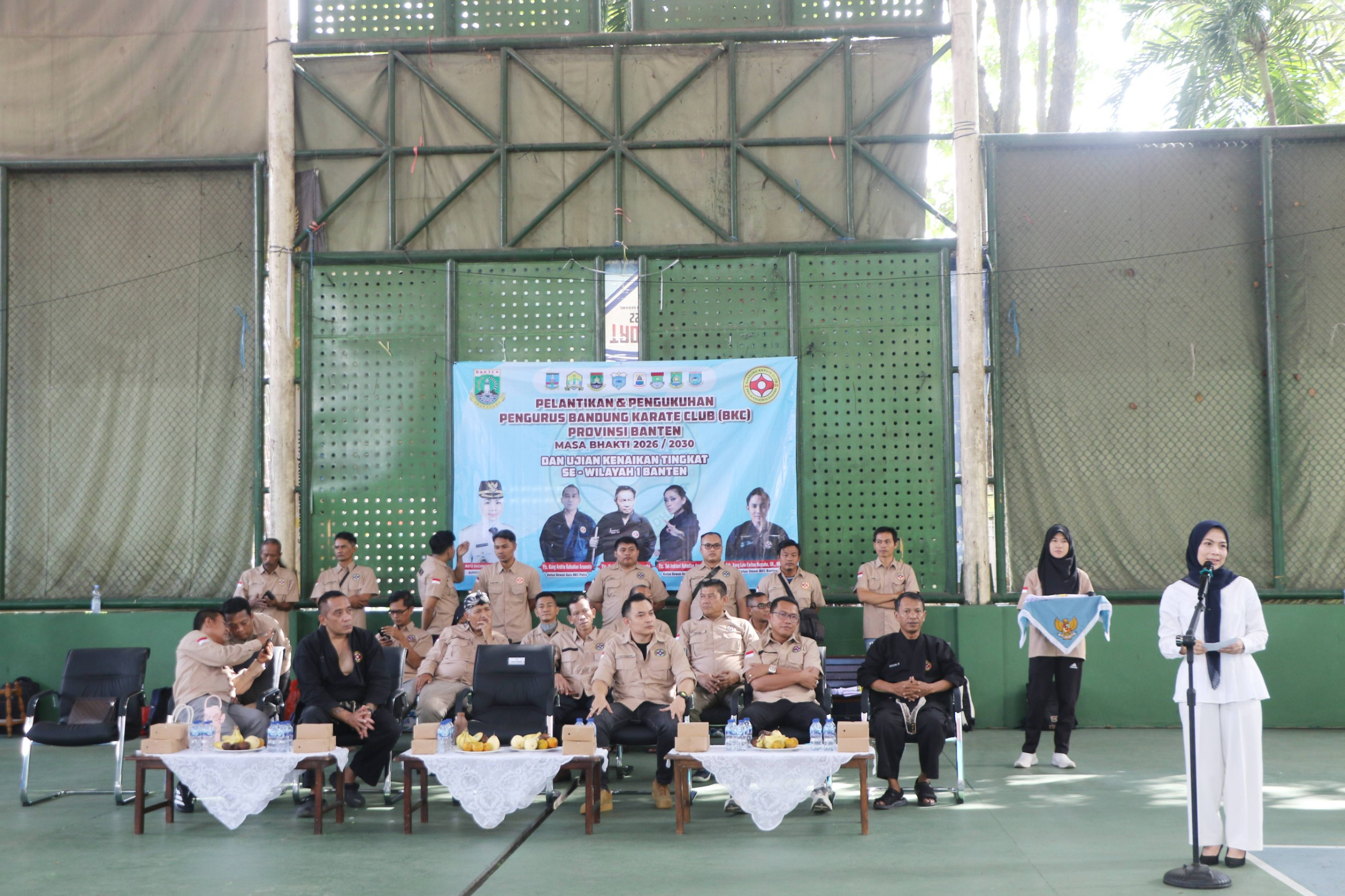 Bupati Serang Ratu Zakiyah Terima Majelis Sabuk Hitam Kehormatan dan IV BKC