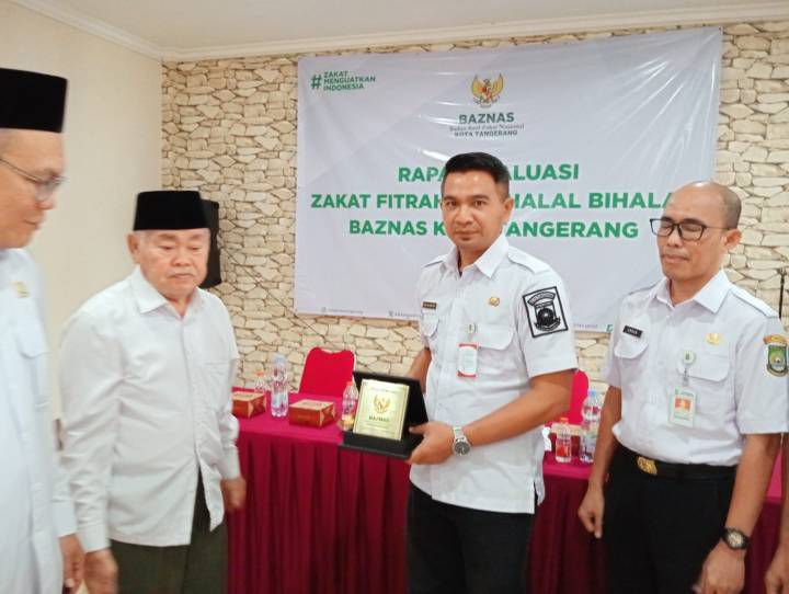 Kecamatan Cipondoh Raih Penghargaan BAZNAS, Tertinggi Pengumpulan Zakat Fitrah di Kota Tangerang