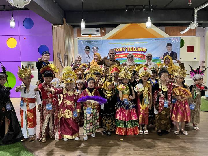 Perpusda Kota Tangerang Gelar Lomba Fashion Show Menyemarakkan Hari Kartini