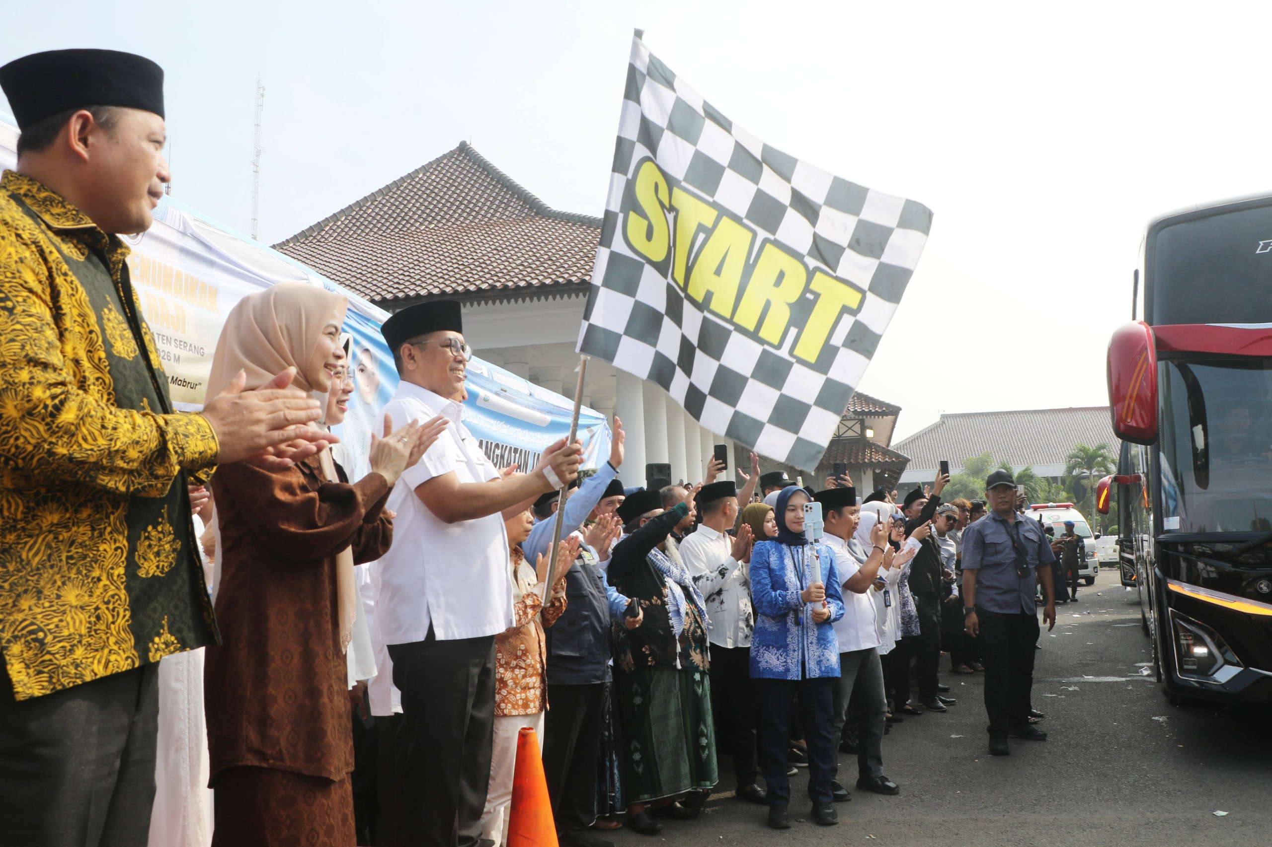392 Jemaah Calon Haji Asal Kabupaten Serang Dilepas, Pesan Bupati Ratu Zakiyah Jaga Akhlakul Karimah