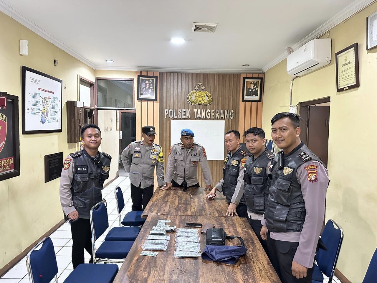 Patroli Dini Hari Berbuah Hasil, Polisi Amankan Ribuan Tramadol di Jalan Windu Karya